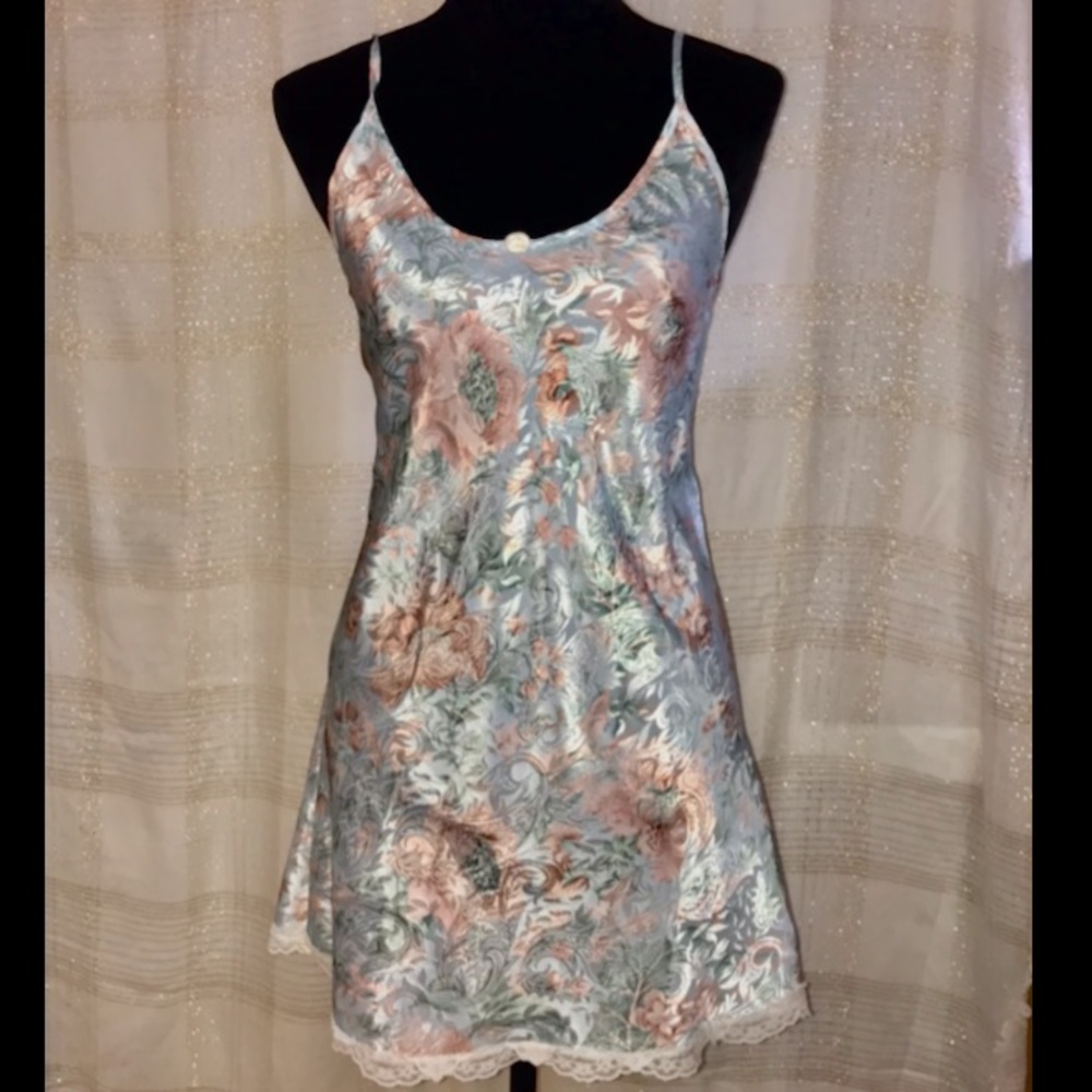 Intimate Moods Vintage Nightgown